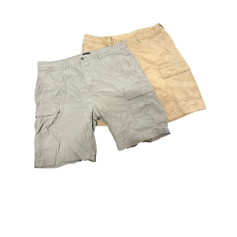 Levi’s Cargo Shorts Bundle of 2 Tan Gray Men’s Size 38